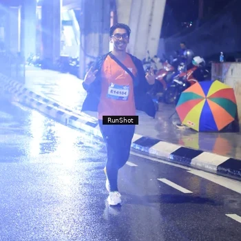 Runner Photo 7926344