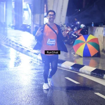 Runner Photo 7926349