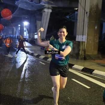 Runner Photo 7926354