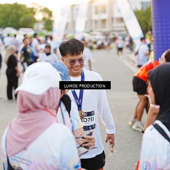 Runner Photo 7926375