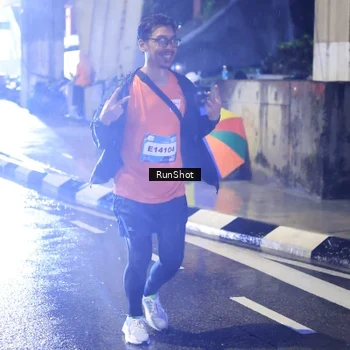 Runner Photo 7926394