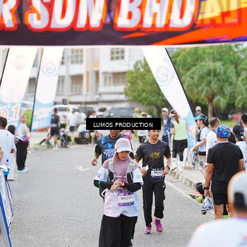 Runner Photo 7926412