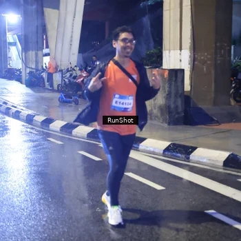 Runner Photo 7926413