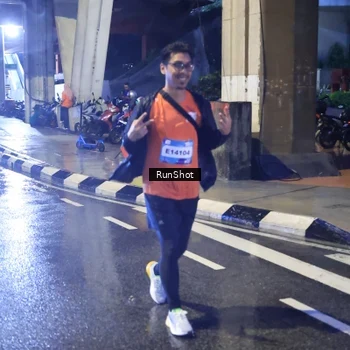 Runner Photo 7926416