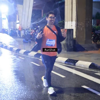 Runner Photo 7926420