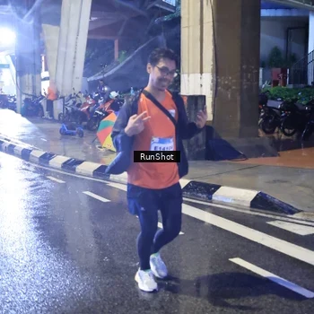 Runner Photo 7926428
