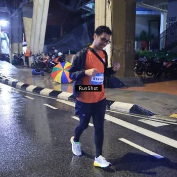 Runner Photo 7926431