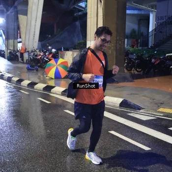 Runner Photo 7926434