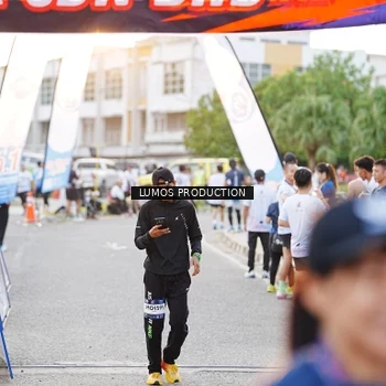 Runner Photo 7926435