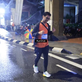 Runner Photo 7926436