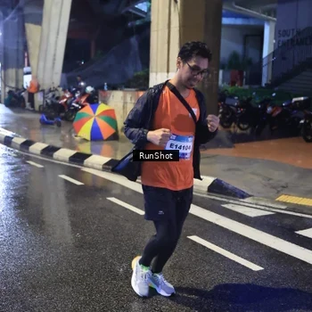 Runner Photo 7926443