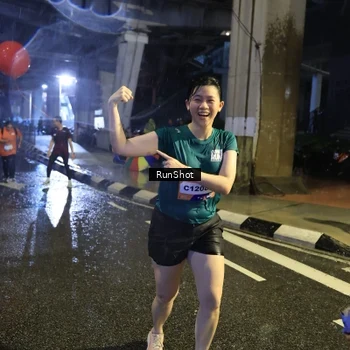 Runner Photo 7926445