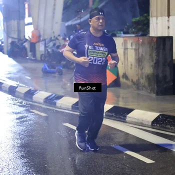 Runner Photo 7926468