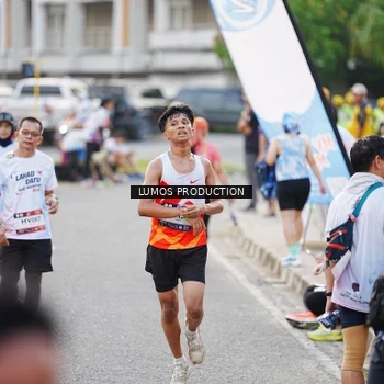 Runner Photo 7926469