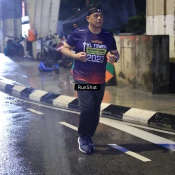 Runner Photo 7926470