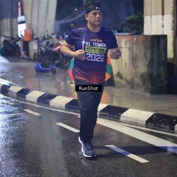 Runner Photo 7926471