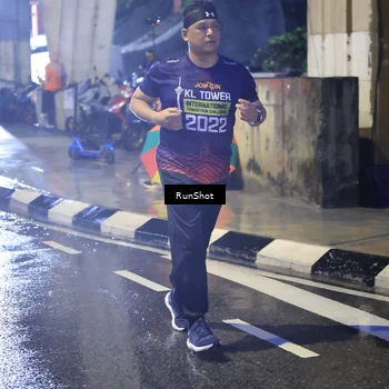 Runner Photo 7926474
