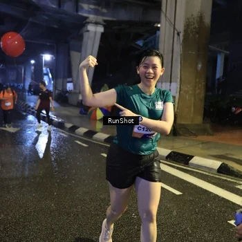 Runner Photo 7926480