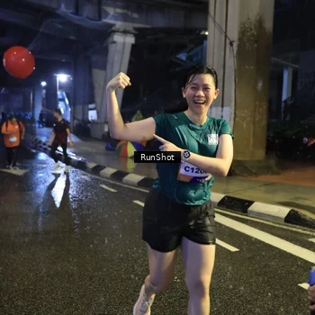 Runner Photo 7926498