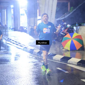 Runner Photo 7926522