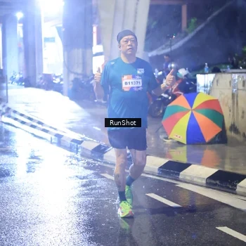 Runner Photo 7926534