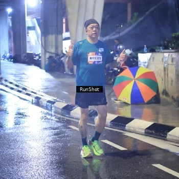 Runner Photo 7926538