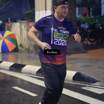 Runner Photo 7926540
