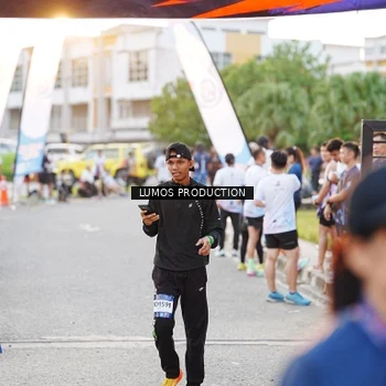 Runner Photo 7926544