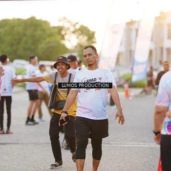 Runner Photo 7926545