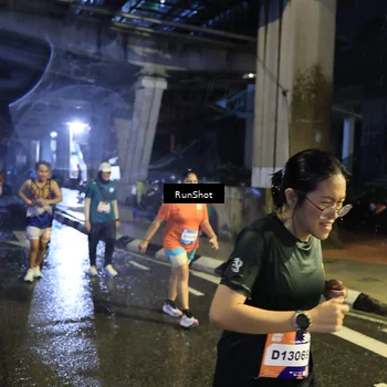 Runner Photo 7926547