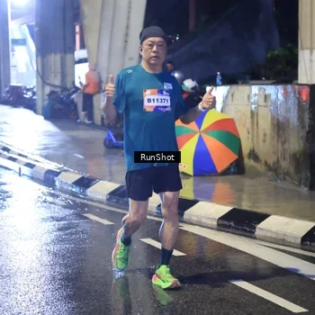 Runner Photo 7926556