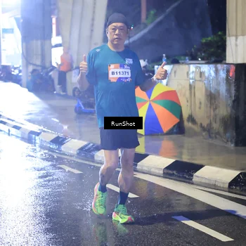 Runner Photo 7926557