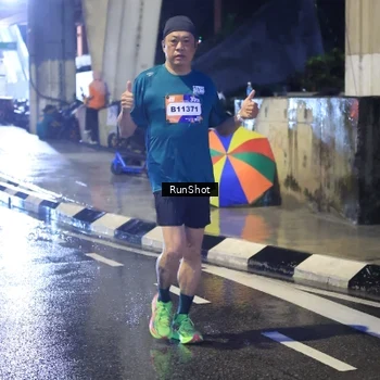 Runner Photo 7926560