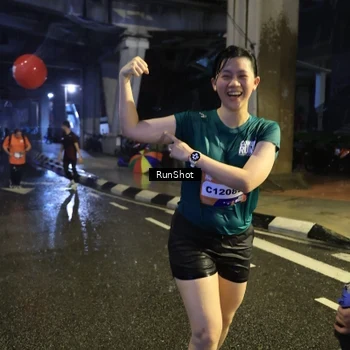 Runner Photo 7926589