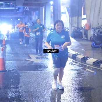 Runner Photo 7926596