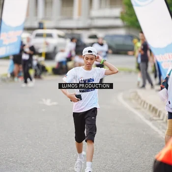 Runner Photo 7926604