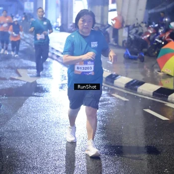 Runner Photo 7926624