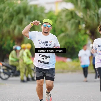 Runner Photo 7926630
