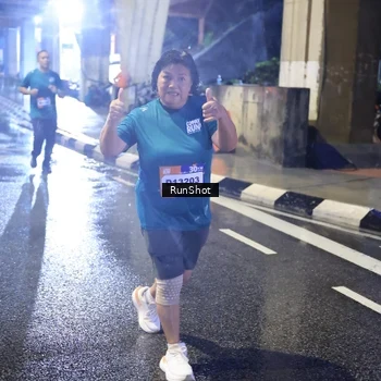 Runner Photo 7926681
