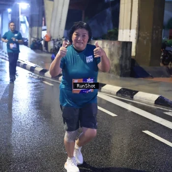 Runner Photo 7926685