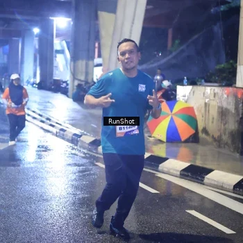 Runner Photo 7926698