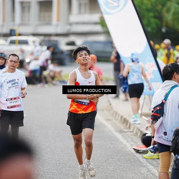 Runner Photo 7926706