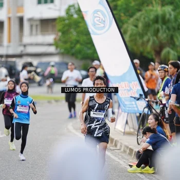 Runner Photo 7926713