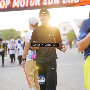 Runner Photo 7926717