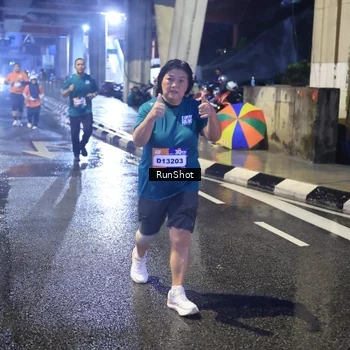 Runner Photo 7926723