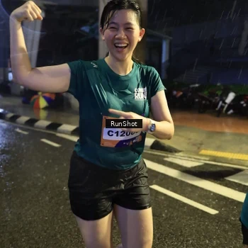Runner Photo 7926728