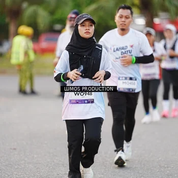 Runner Photo 7926736