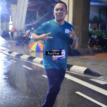 Runner Photo 7926737