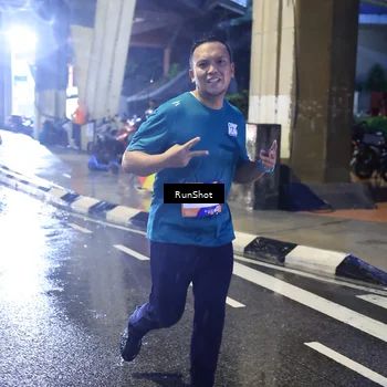 Runner Photo 7926743