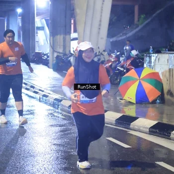 Runner Photo 7926746